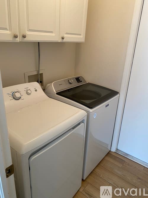 Zephyrhills House: 29139 Crossland Dr