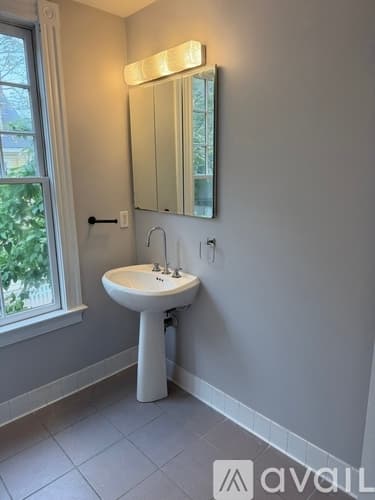 Cambridge Apartment: 24 Garden St