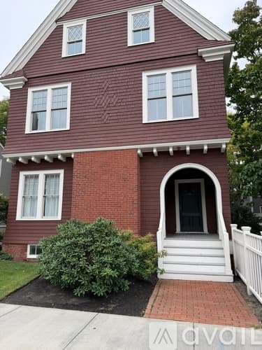 Cambridge Apartment: 24 Garden St