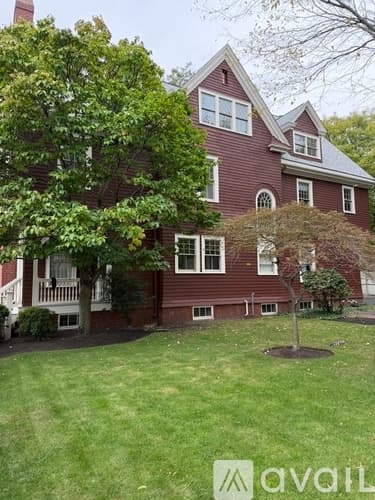 Cambridge Apartment: 24 Garden St
