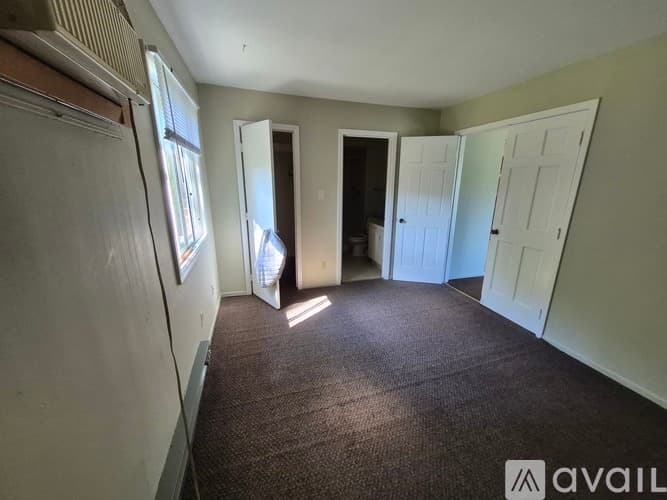 Crown Point Apartment: 8137 Pine Island Terrace