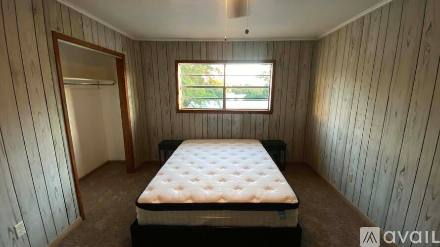 Tallahassee Apartment: 1101 Abraham Street