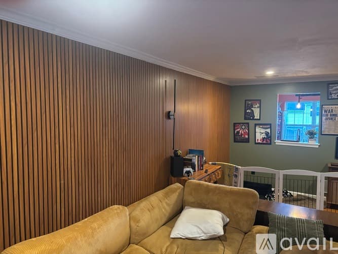 Seven Fields Townhome: 114 Hillvue Drive