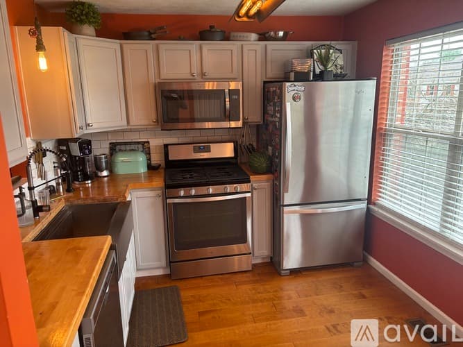 Seven Fields Townhome: 114 Hillvue Drive