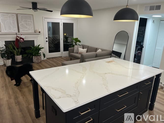 Atlanta Condo: 330 Mc Gill Place Northeast