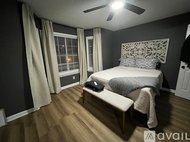 Atlanta Condo: 330 Mc Gill Place Northeast
