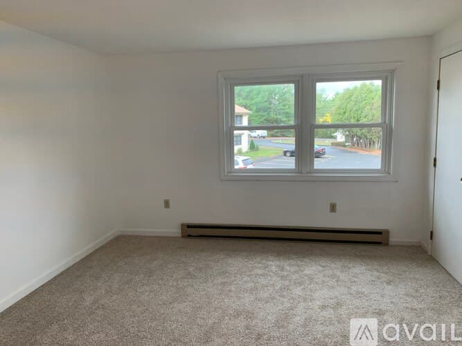 Athol Apartment: 742 Daniel Shays Hwy