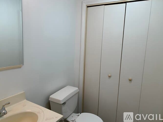 Athol Apartment: 742 Daniel Shays Hwy