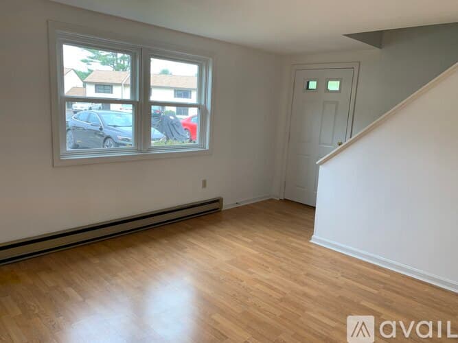 Athol Apartment: 742 Daniel Shays Hwy