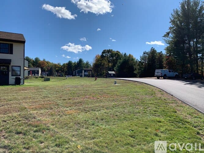 Athol Apartment: 742 Daniel Shays Hwy