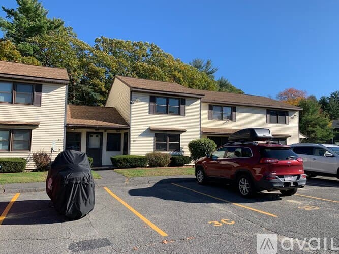 Athol Apartment: 742 Daniel Shays Hwy
