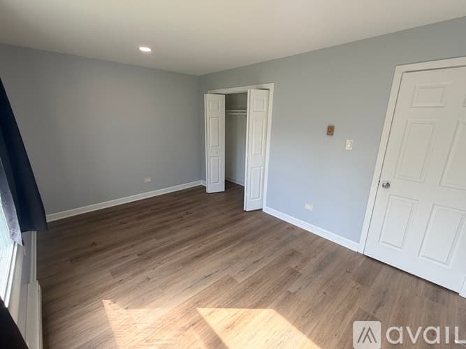 Beecher Apartment: 620 Pasadena Ave