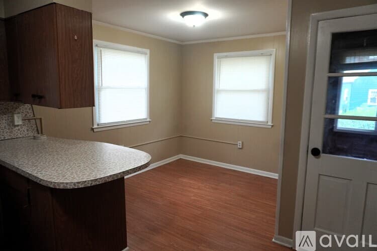 Waterbury Apartment: 111 Ferndale Avenue