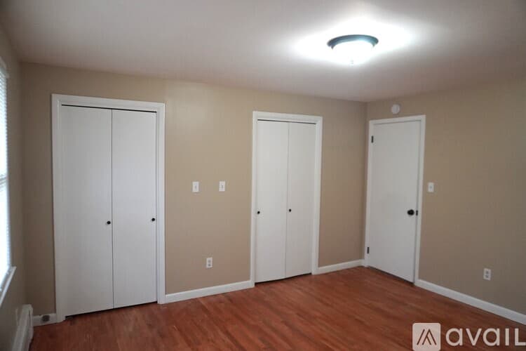 Waterbury Apartment: 111 Ferndale Avenue