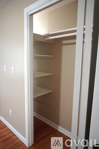 Waterbury Apartment: 111 Ferndale Avenue