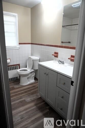 Waterbury Apartment: 111 Ferndale Avenue