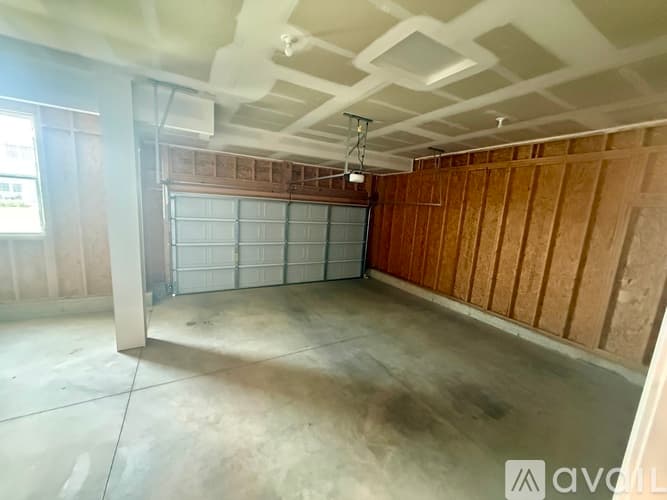 Hilliard House: 2062 Broccoli Dr