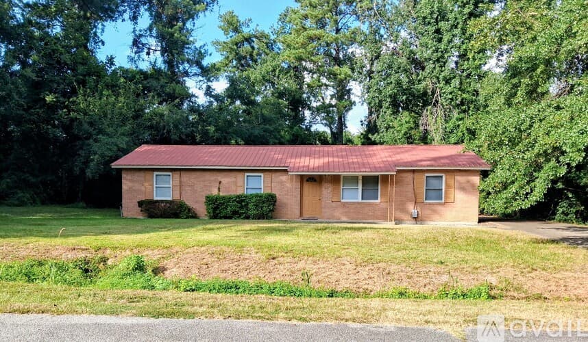 Grovetown House: 110 Old Wheeler Court