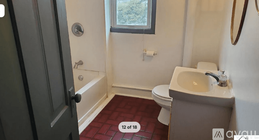 Le Sueur Apartment: 223 Bridge St