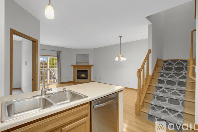 Maple Grove Townhome: 6603 Olive Lane North