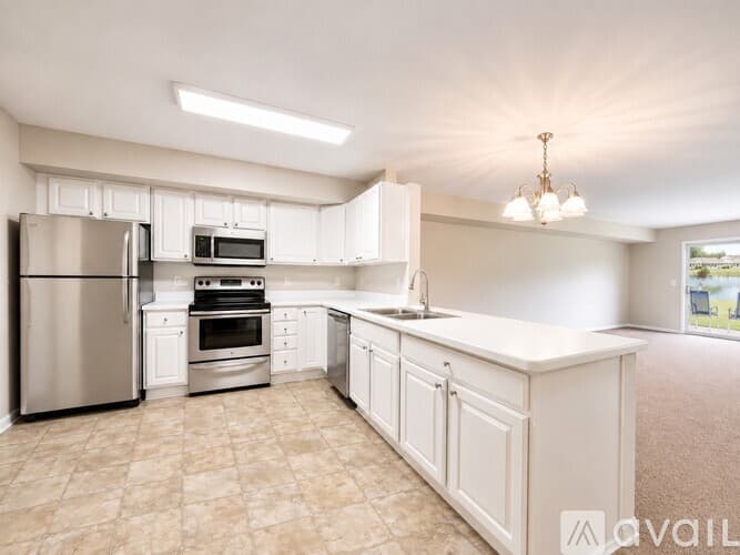 Battle Creek Apartment: 100 Gethings Circle