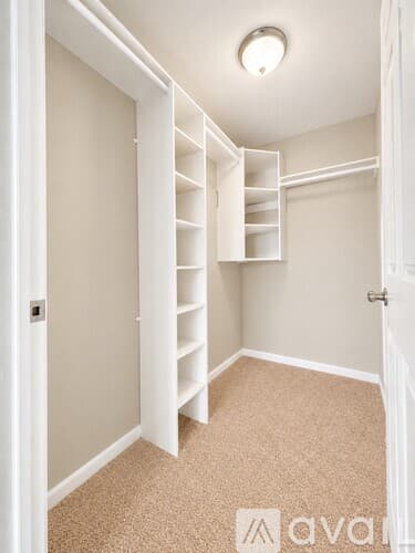 Battle Creek Apartment: 100 Gethings Circle
