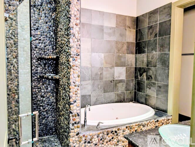 Lakemont House: 252 Bear Gap Rd