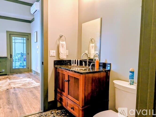 Lakemont House: 252 Bear Gap Rd