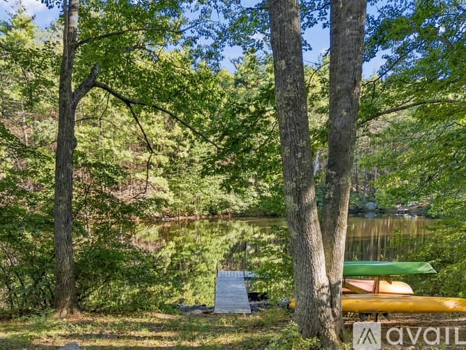 York House: 52 Hooper Shores Rd