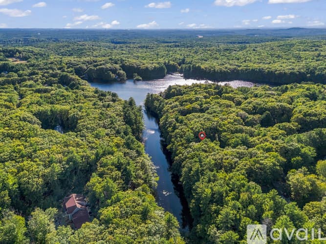 York House: 52 Hooper Shores Rd