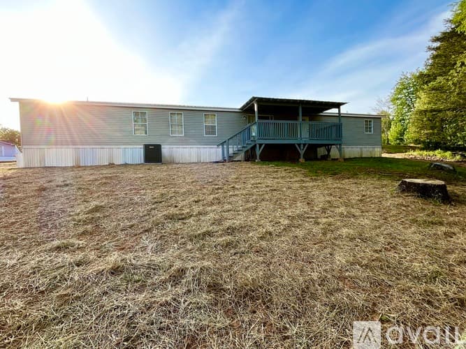 Marion House: 46 Lynn Drive