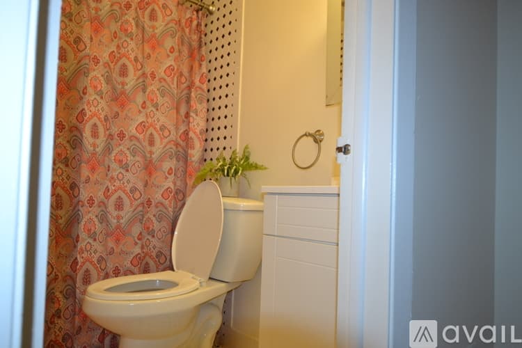 Philadelphia Apartment: 1136 Pine St