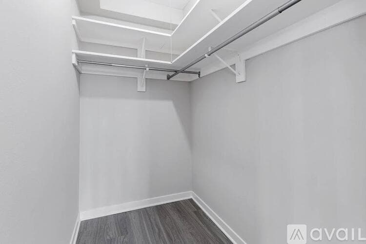 Chicago Apartment: 303 E Ohio St