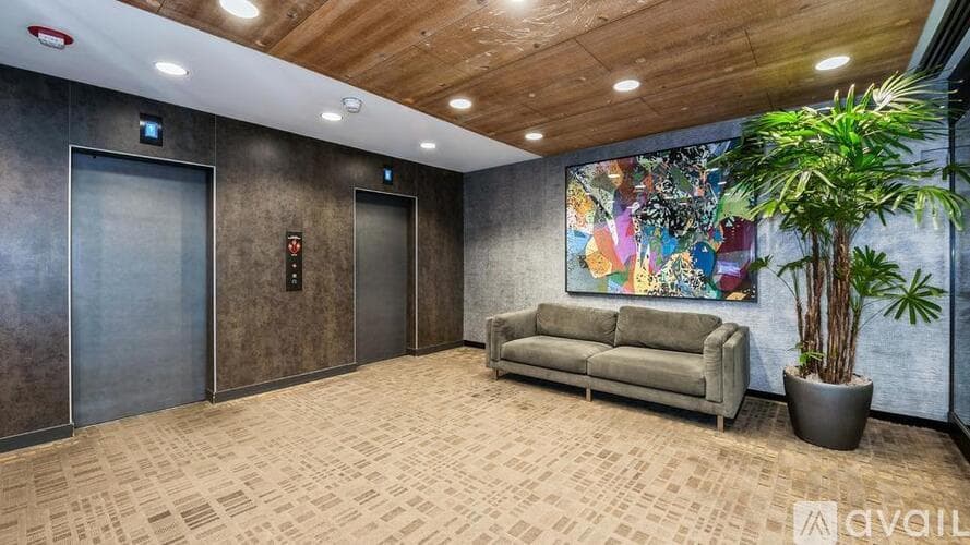 Chicago Apartment: 303 E Ohio St
