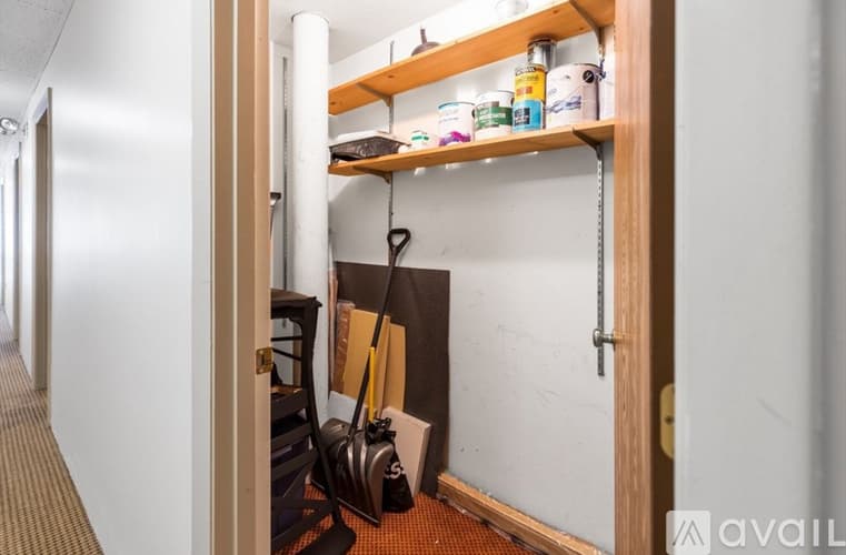 Stoneham Apartment: 61 Wright St