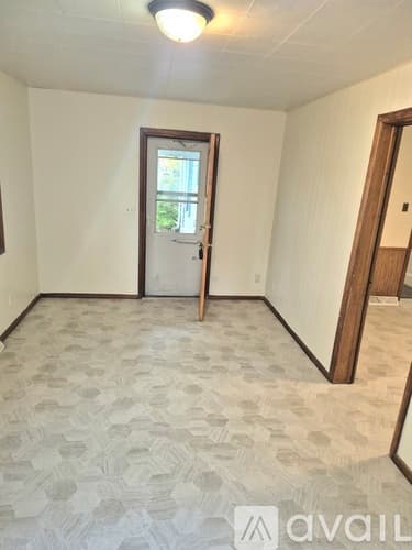 St. Cloud House: 612 8th Ave S