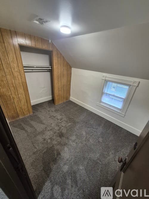 St. Cloud House: 612 8th Ave S
