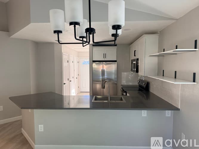 Tampa House: 802 East North Bay Street
