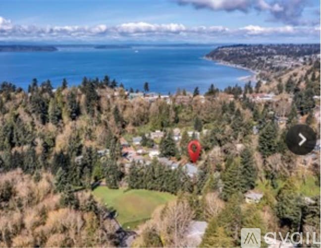 Burien House: 1622 Southwest 140th Street