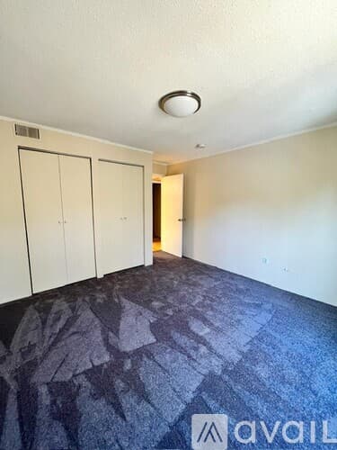 Milford Apartment: 13 Shadowbrook Ln