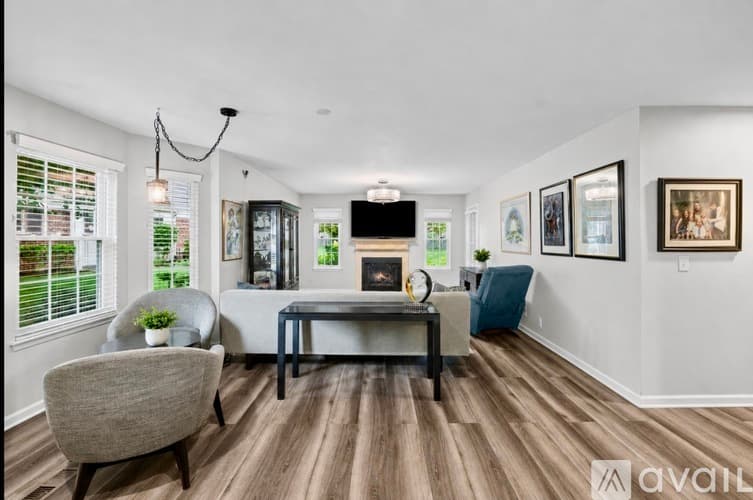 Buffalo Grove Townhome: 166 White Branch Court