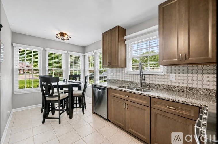 Buffalo Grove Townhome: 166 White Branch Court