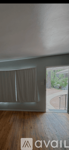 Los Angeles House: 22211 Del Valle Street
