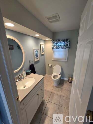 Old Saybrook House: 106 Old Sea Ln