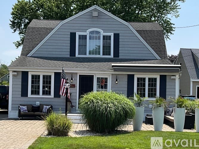 Old Saybrook House: 106 Old Sea Ln