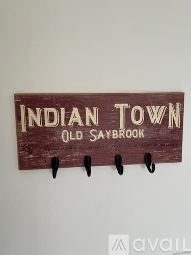 Old Saybrook House: 106 Old Sea Ln