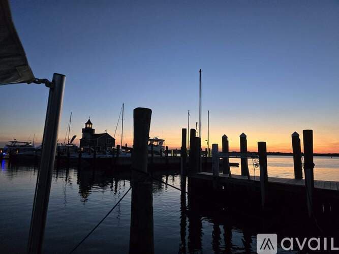Old Saybrook House: 106 Old Sea Ln