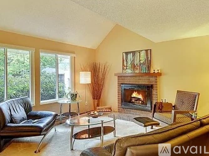 Bellevue House: 2440 140th Avenue Northeast