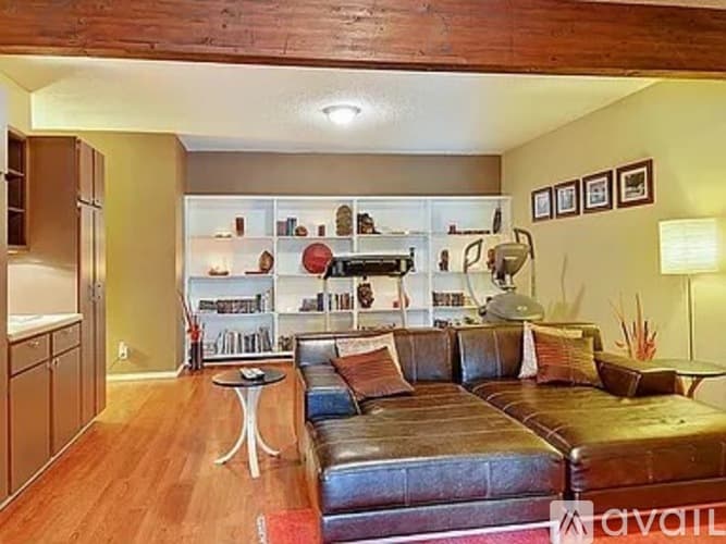 Bellevue House: 2440 140th Avenue Northeast