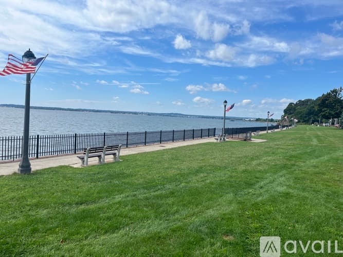 New Haven Townhome: 24 Woodward Ave